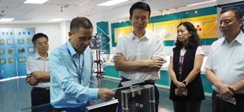 政协主席刘悦伦视察征途国际电子 政协主席刘悦伦视察征途国际电子